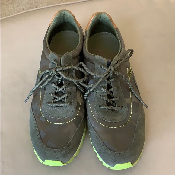 ED by Ellen Degeneres Camo Sneakers EUC! - Picture 2 of 8